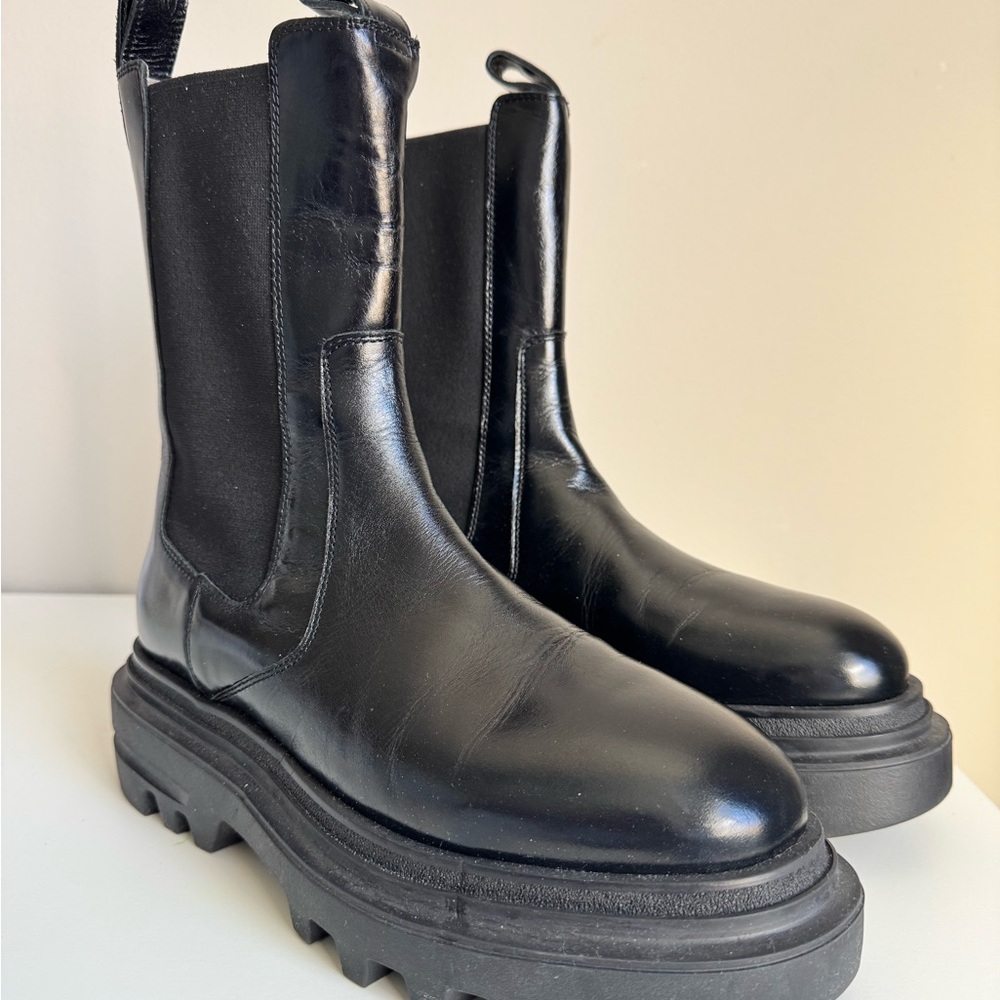 Alex Lug Sole Chelsea Boot (Women)